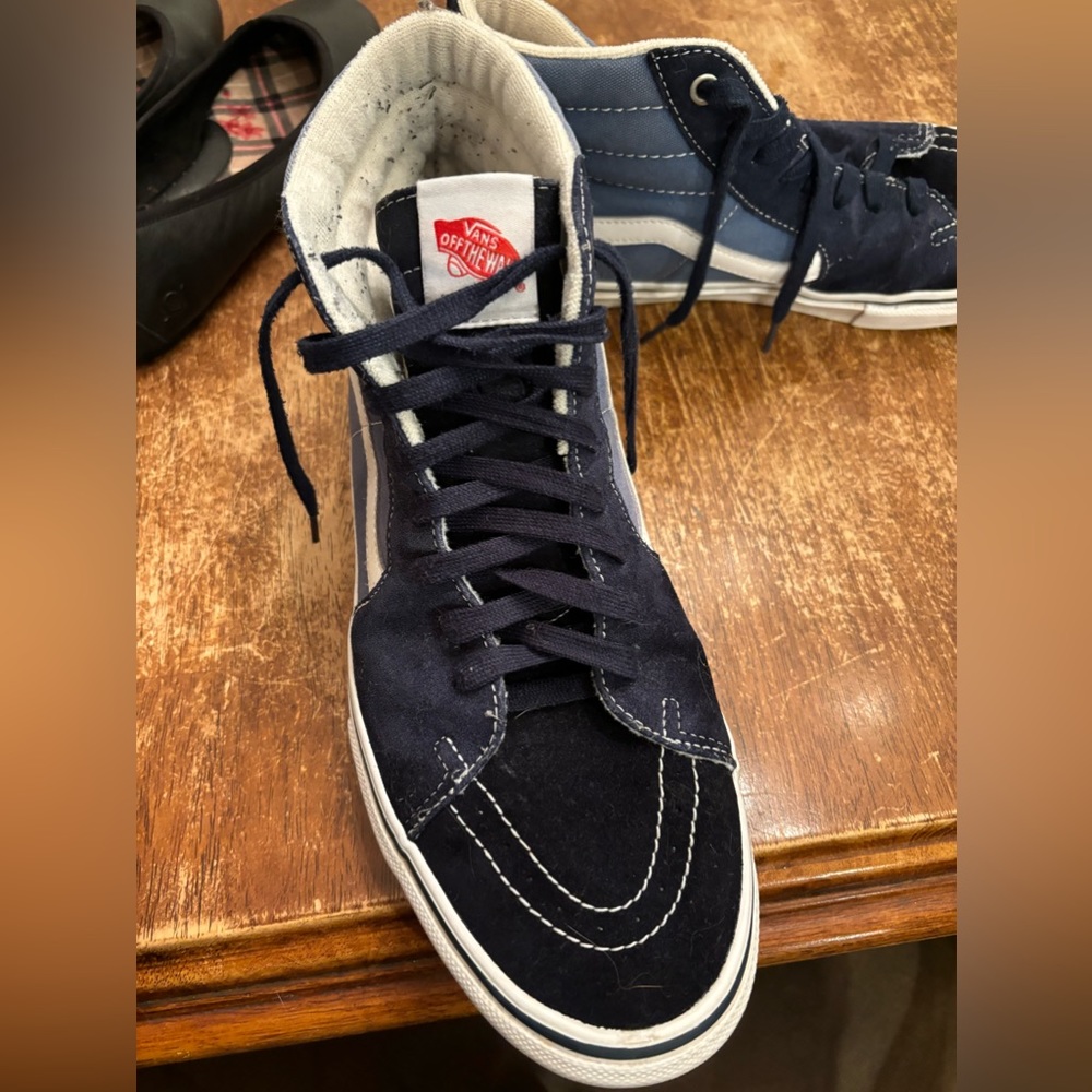 Men’s Vans Size 13. Dark denim blue color